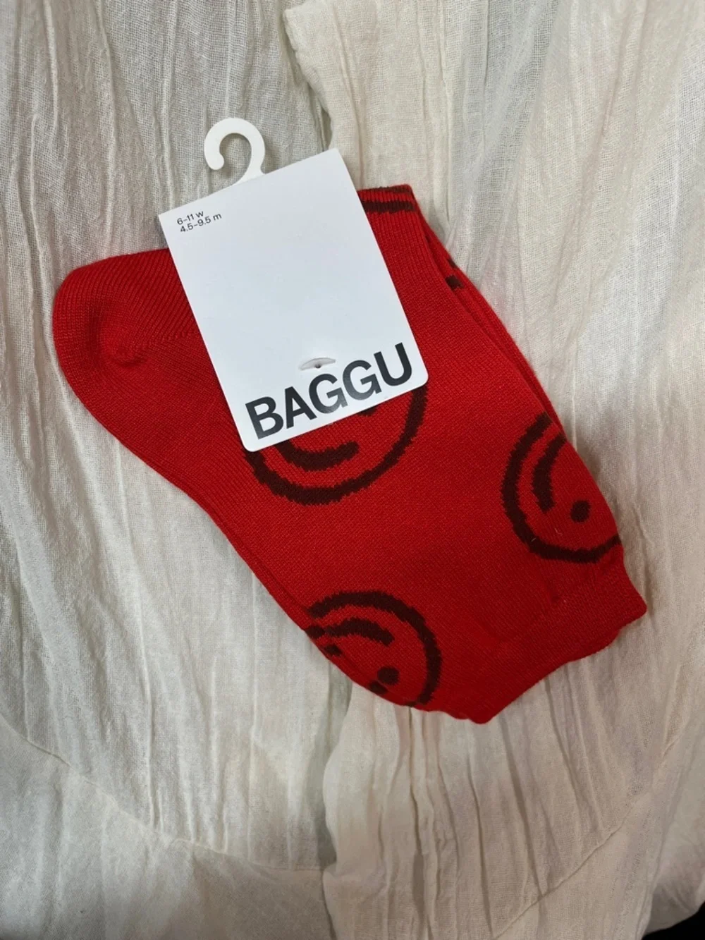 BAGGU Red Smiley Face Socks New with Tags